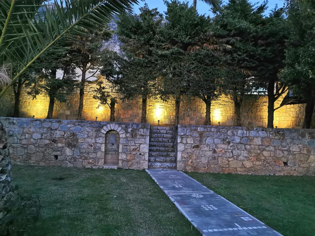Messinian Blue Seaside Villa Calamata Exterior foto