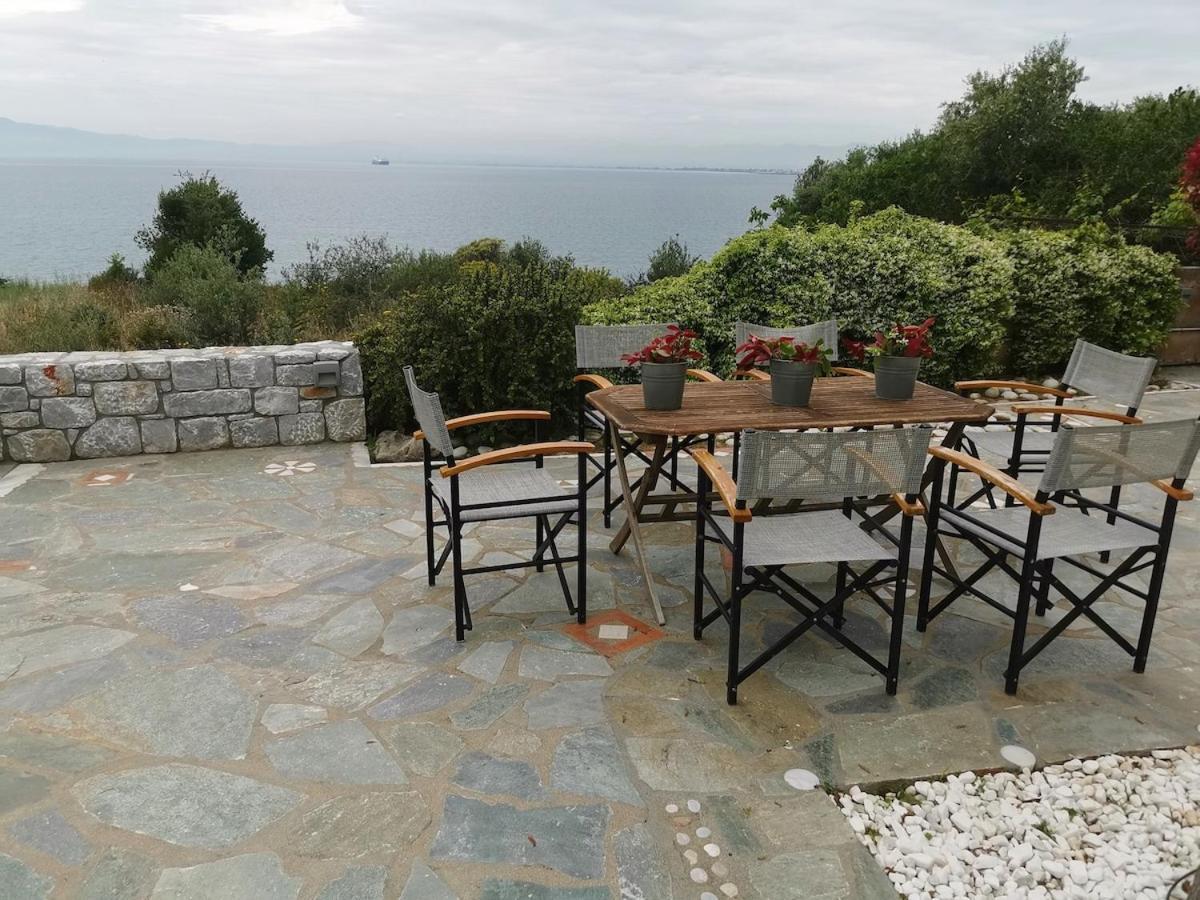 Messinian Blue Seaside Villa Calamata Exterior foto